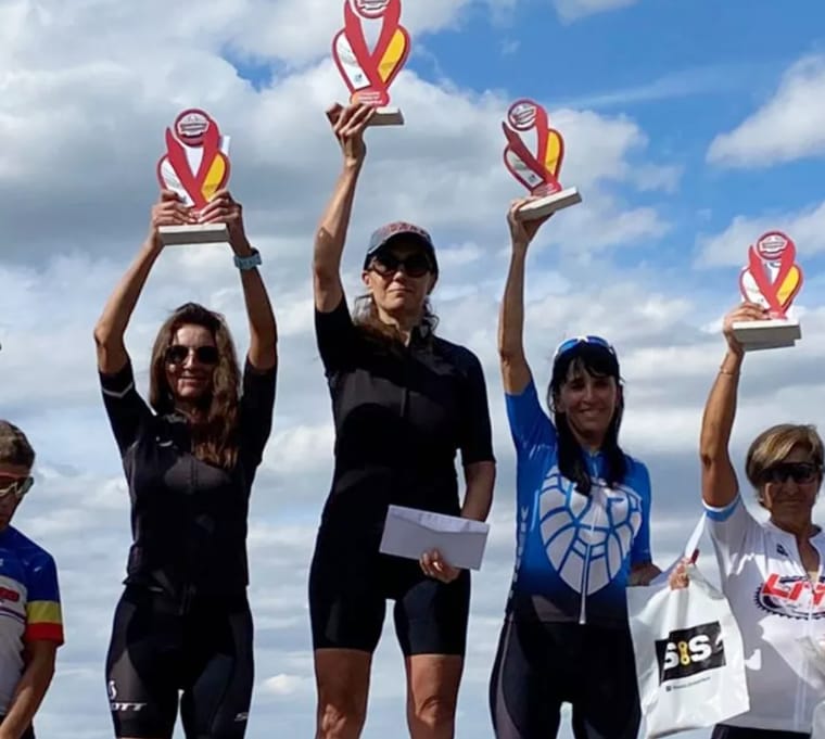 Ciclismo: Úrsula Pesce se subió al podio, y varios carlotenses se destacaron en la ‘Vuelta a la Sierrita’